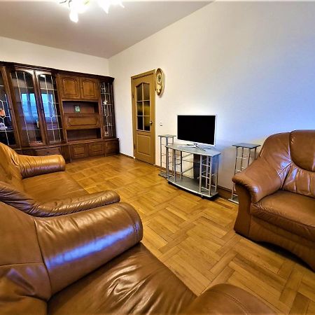 82-Avenue Apartment Çernivtsi Dış mekan fotoğraf