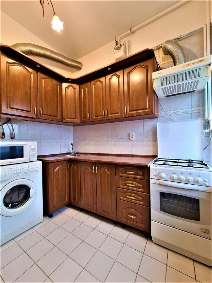 82-Avenue Apartment Çernivtsi Dış mekan fotoğraf