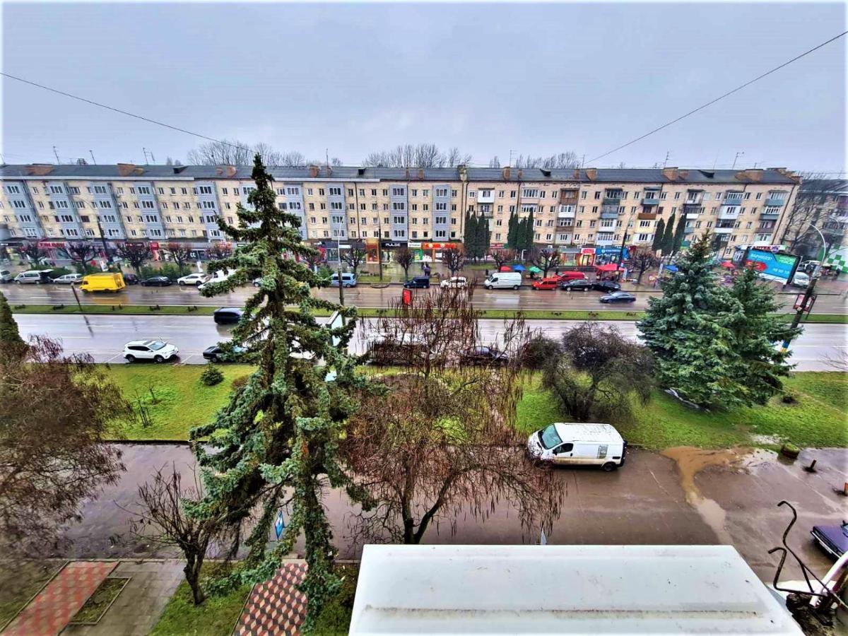 82-Avenue Apartment Çernivtsi Dış mekan fotoğraf
